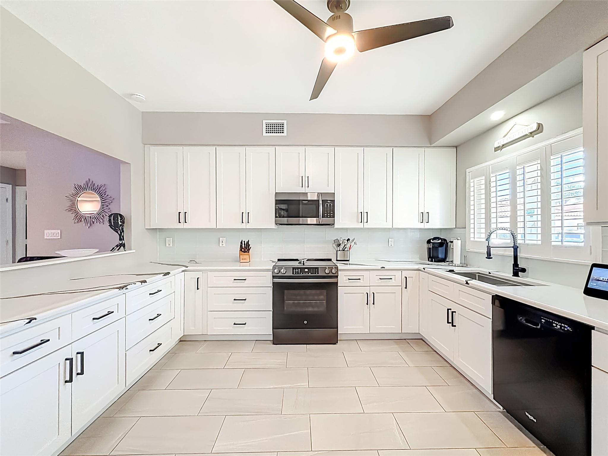 5040 Harmony Cir 108