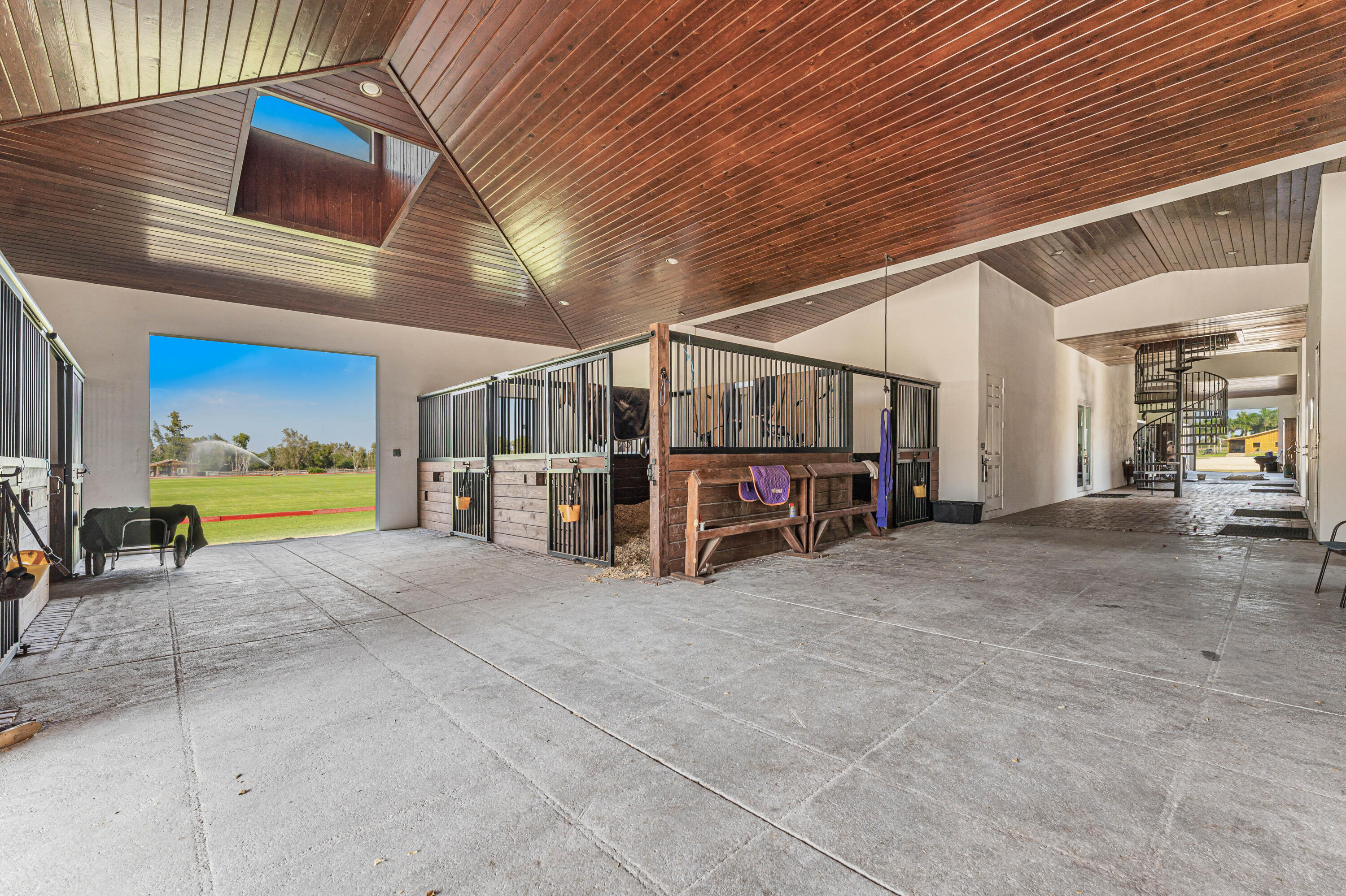 THE MEADOWS - Residential Lease