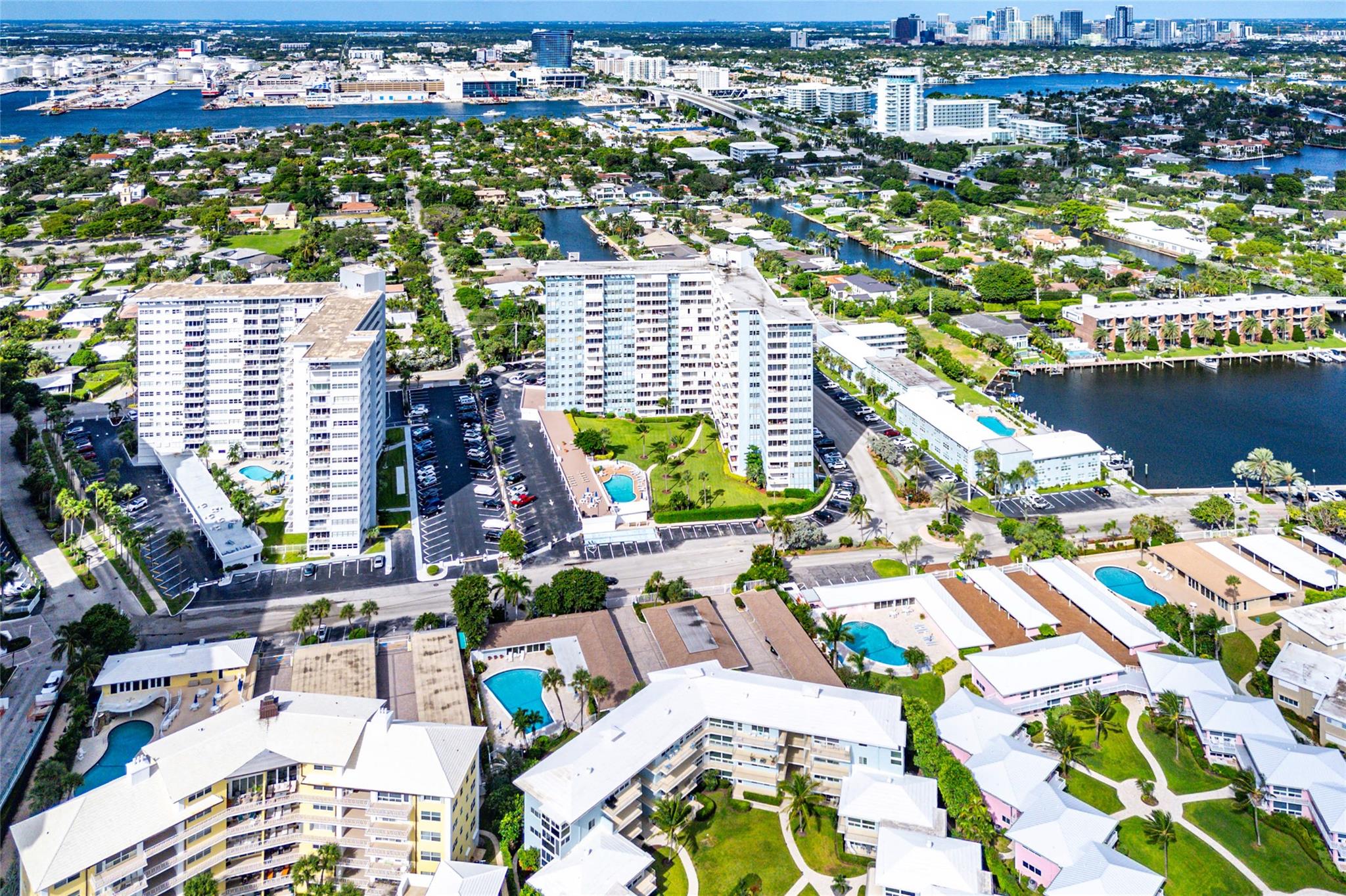 Breakwater Towers - Residential