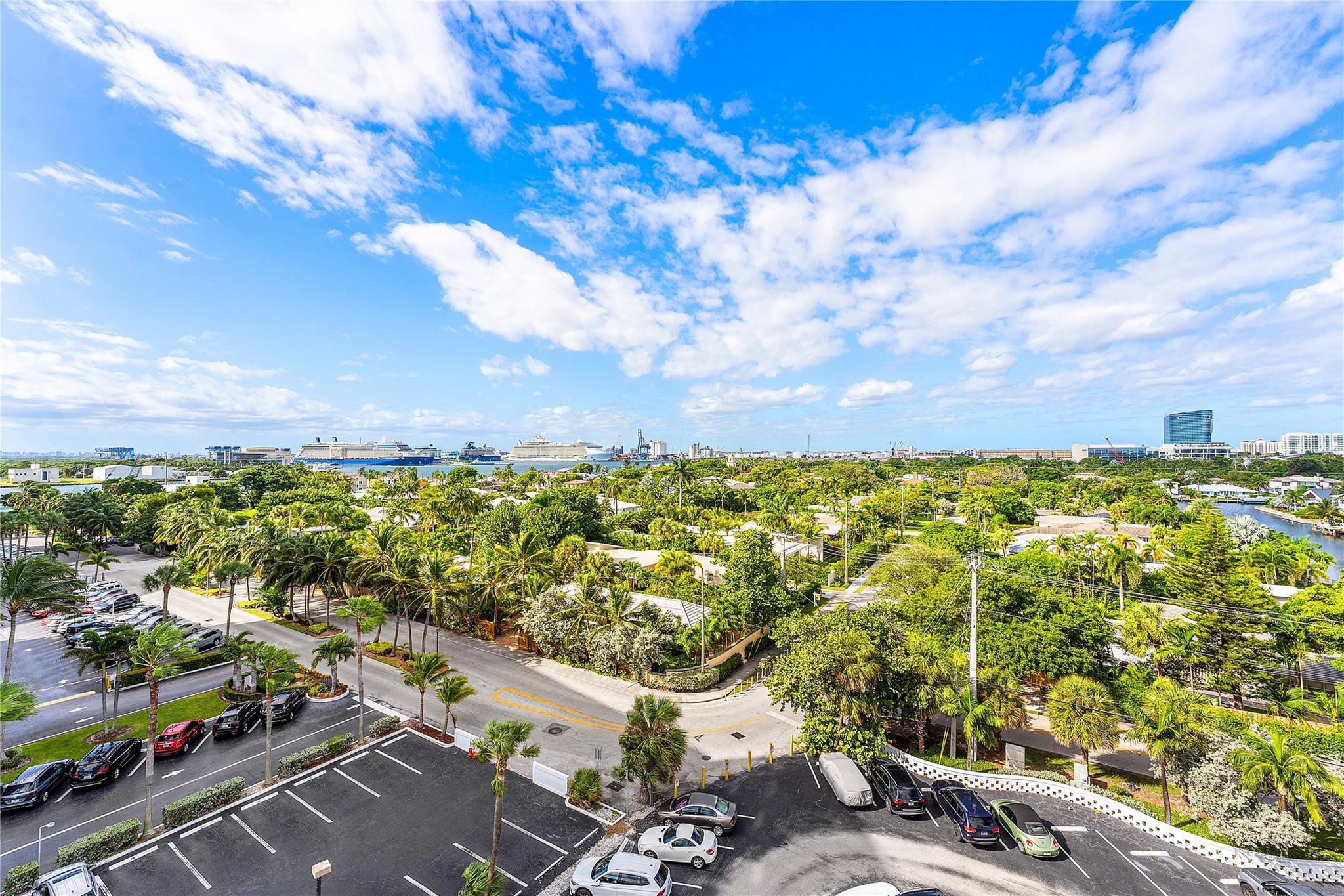 Breakwater Towers - Residential