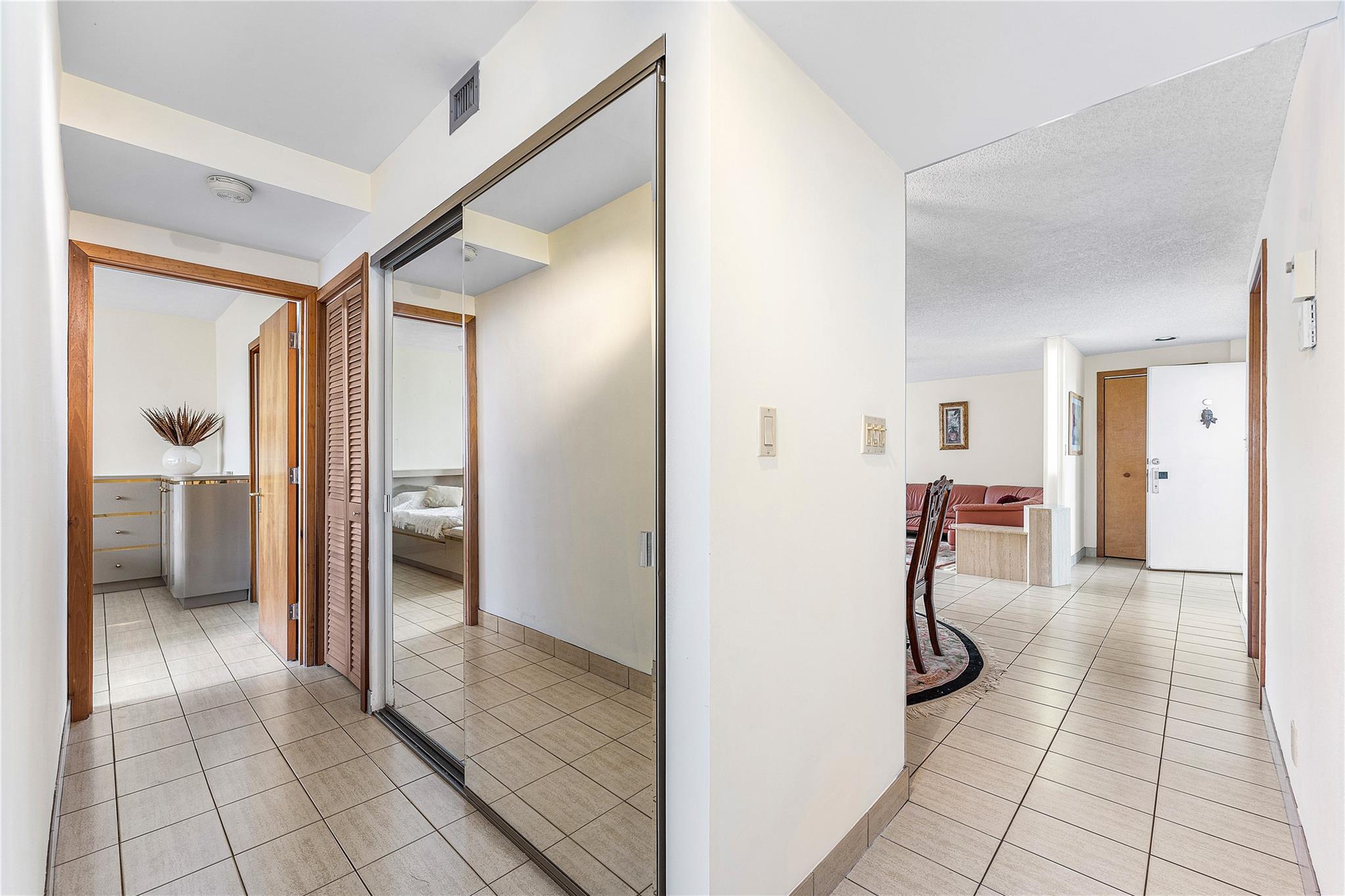 Breakwater Towers - Residential