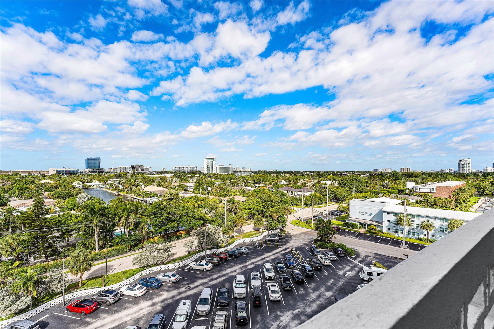 Breakwater Towers - Residential