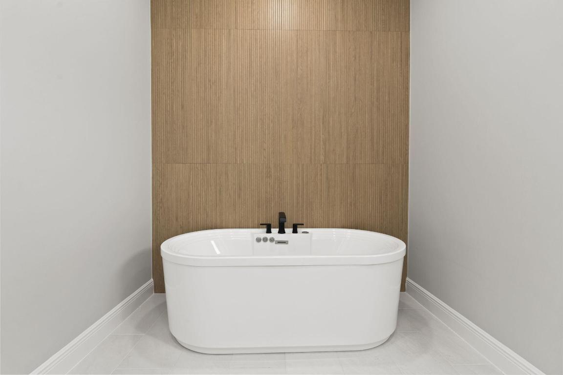 PORT ST LUCIE SECTION 46 1ST REPLAT - Residential