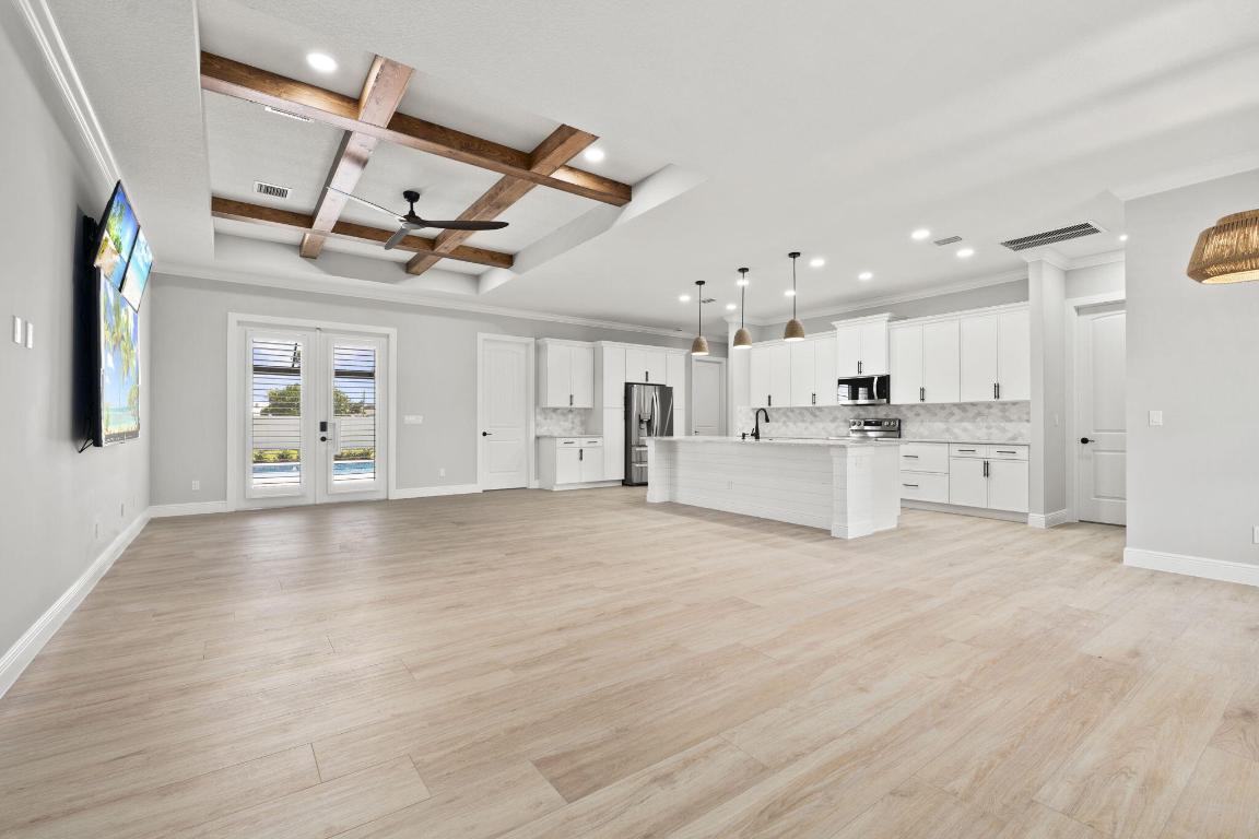 PORT ST LUCIE SECTION 46 1ST REPLAT - Residential