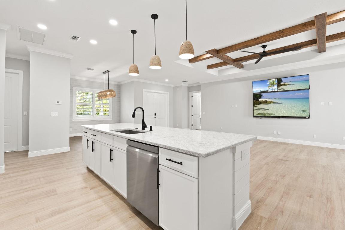 PORT ST LUCIE SECTION 46 1ST REPLAT - Residential