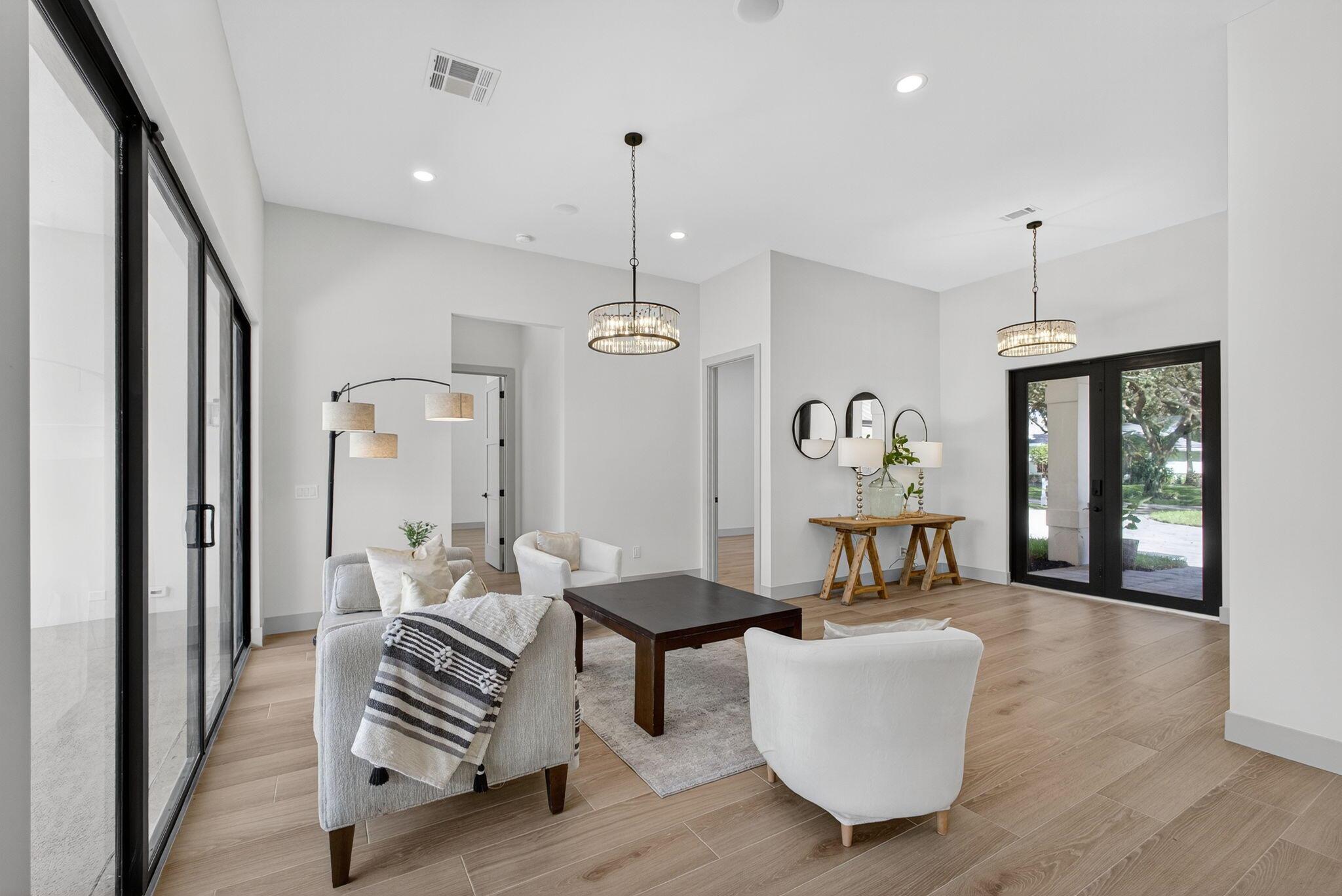 Heritage Oaks - Residential