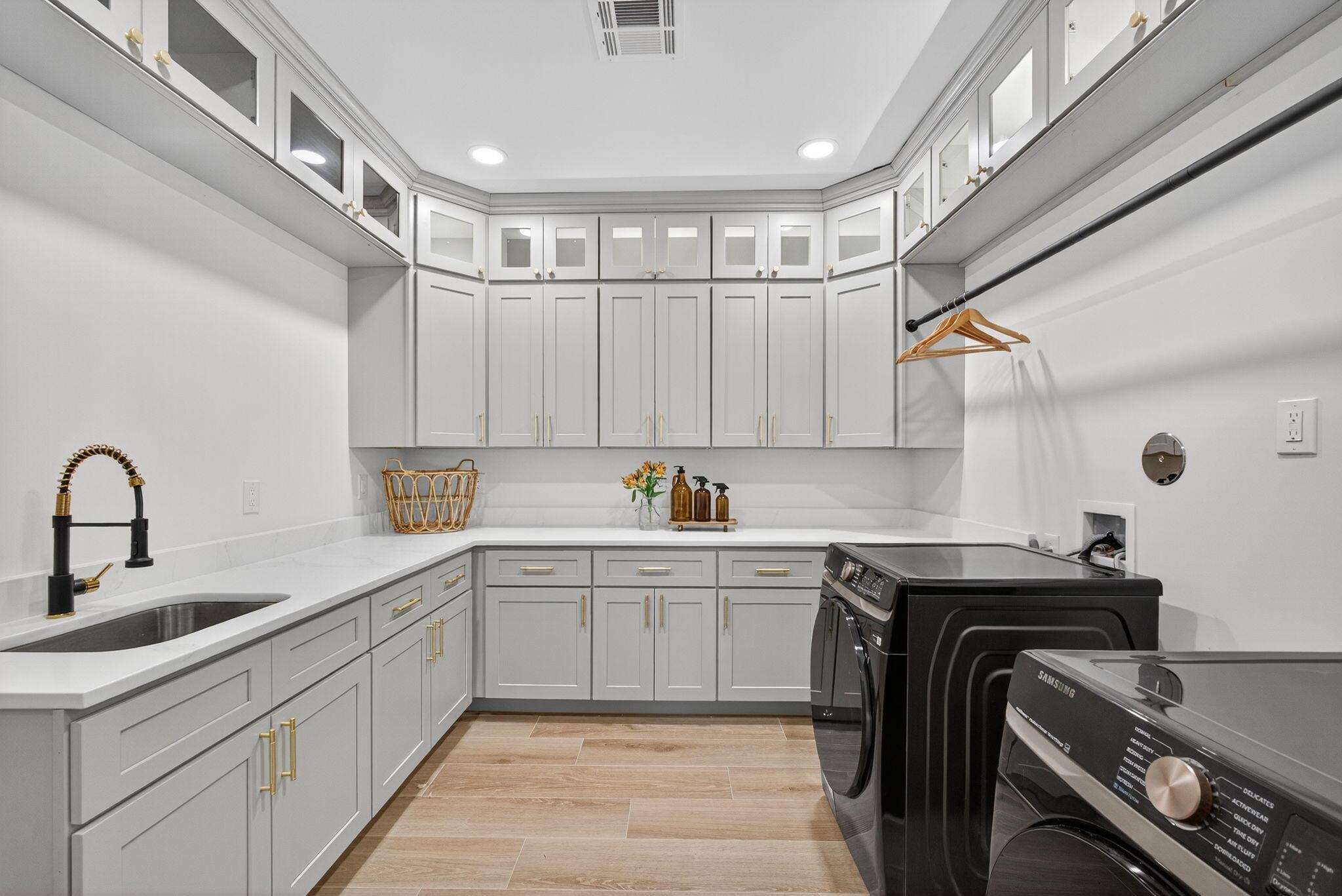 Heritage Oaks - Residential