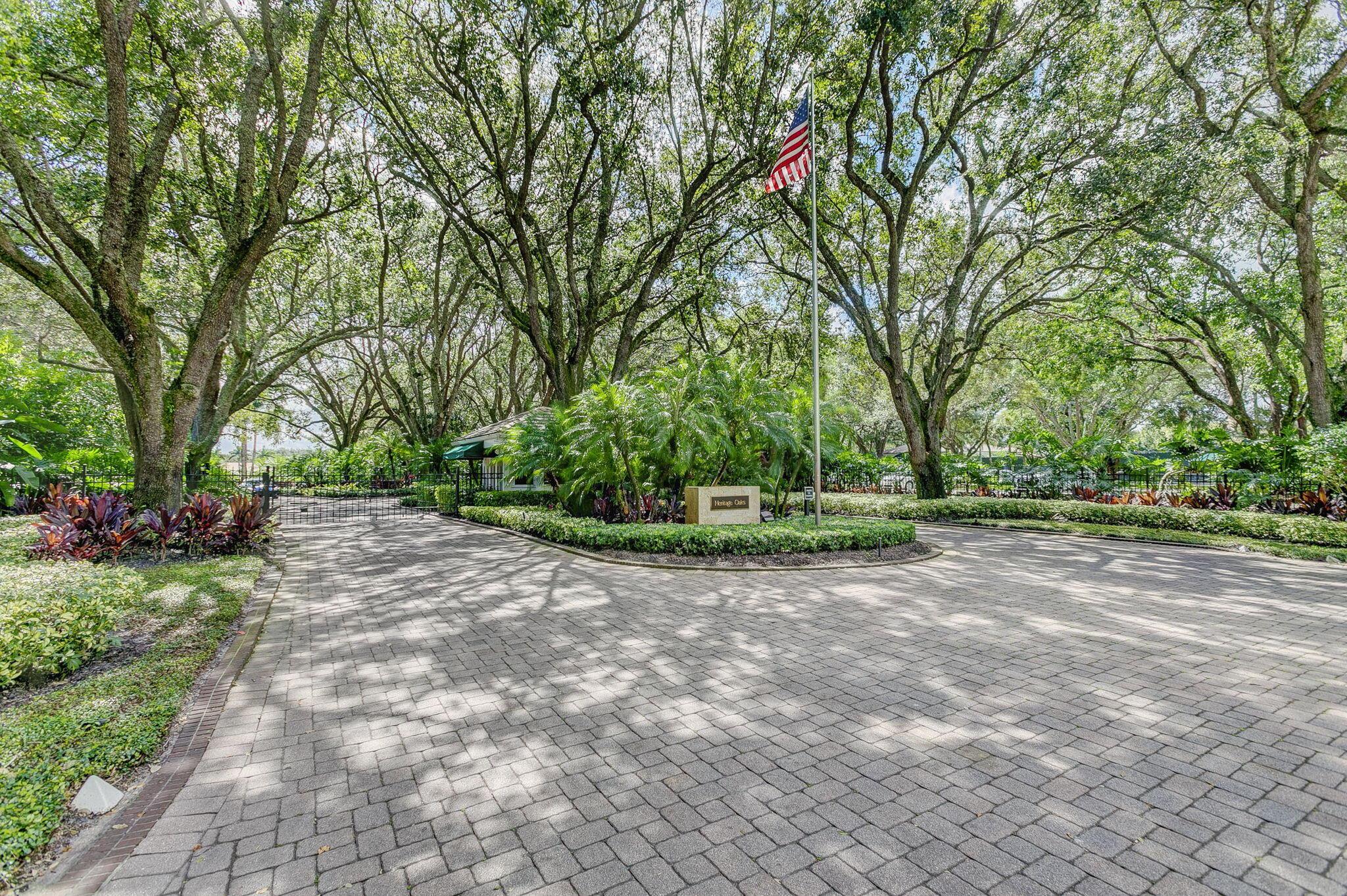 Heritage Oaks - Residential