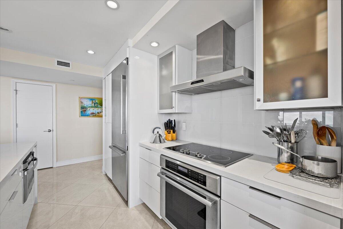 4100 N OCEAN Drive 2304