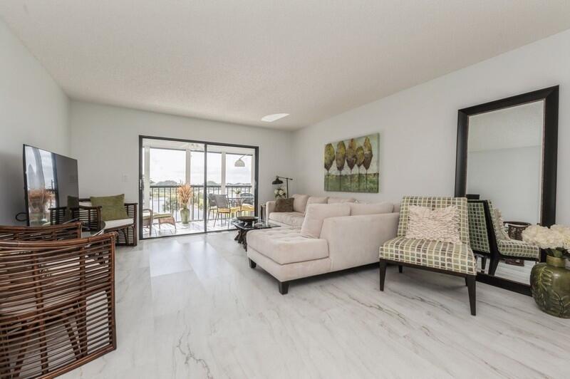 HUNTINGTON LAKES CONDOS - Residential Lease