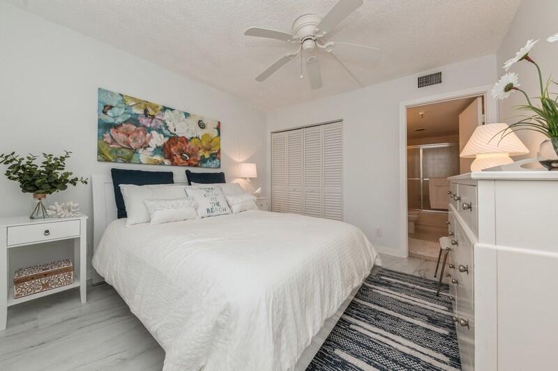 HUNTINGTON LAKES CONDOS - Residential Lease