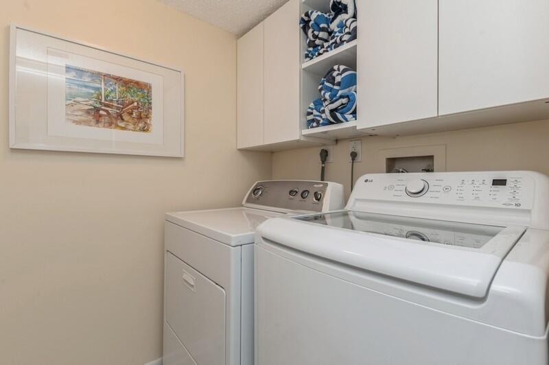 HUNTINGTON LAKES CONDOS - Residential Lease