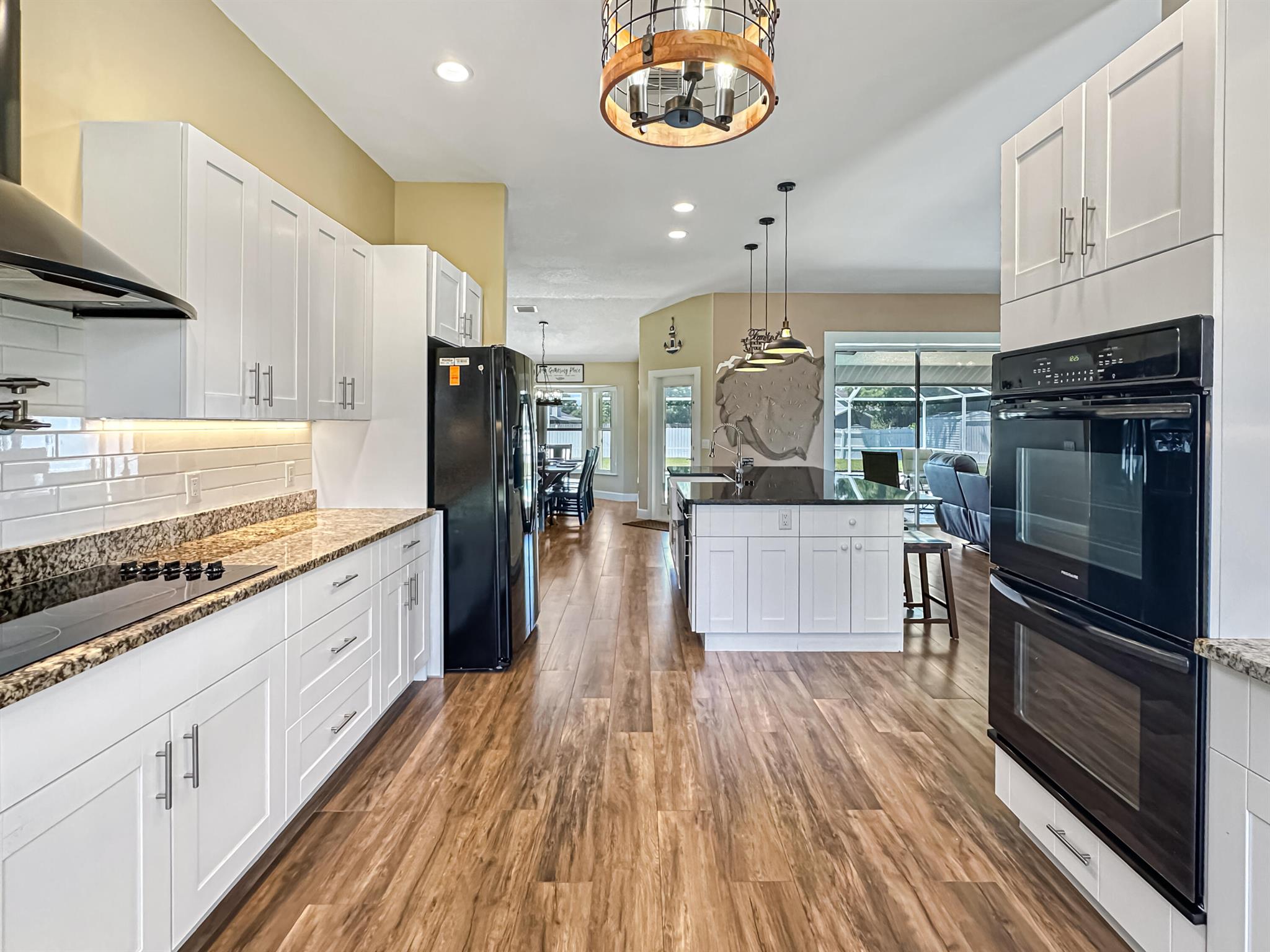 HOLIDAY PINES - Residential