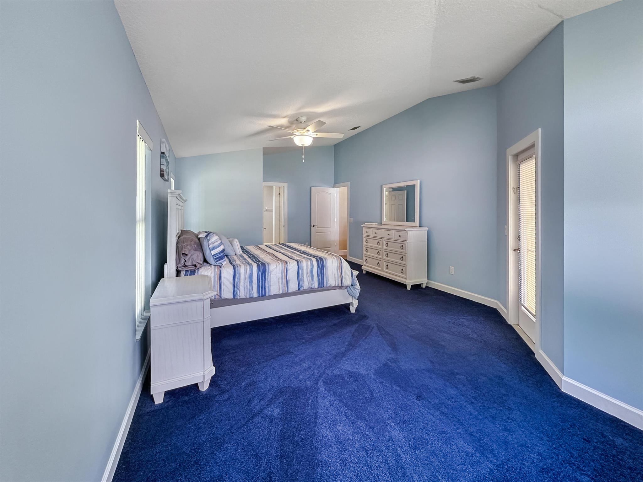 HOLIDAY PINES - Residential