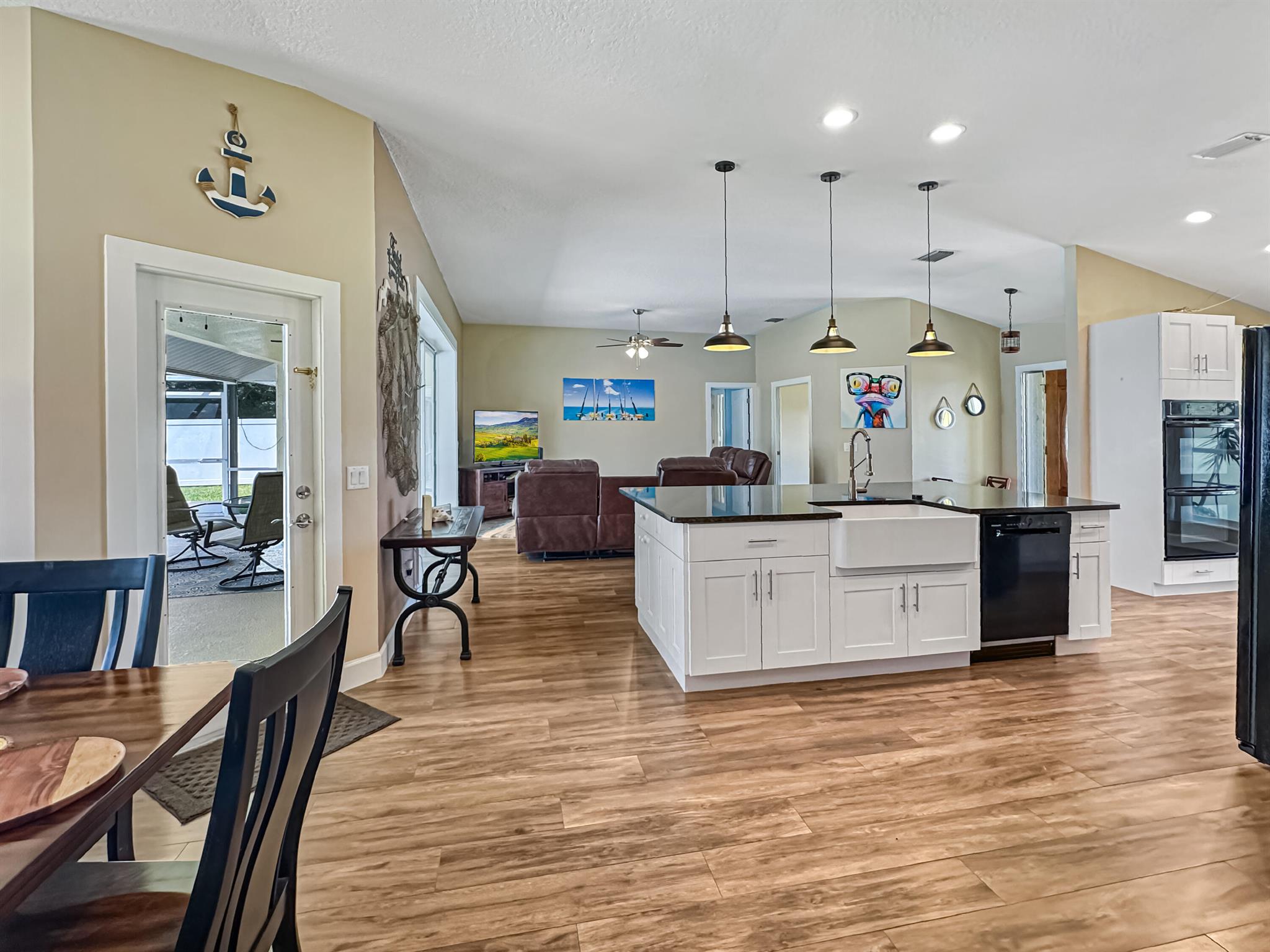 HOLIDAY PINES - Residential