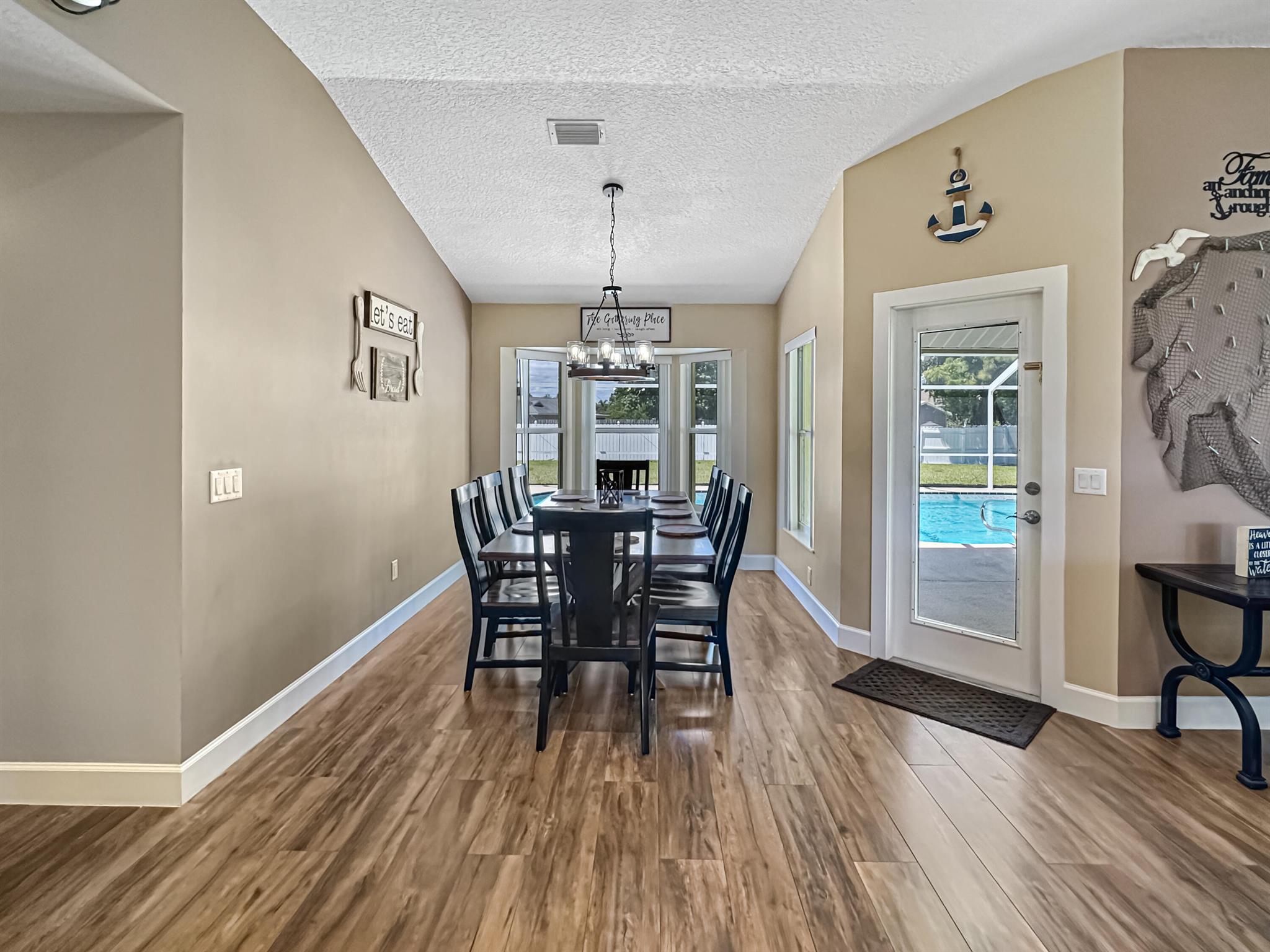 HOLIDAY PINES - Residential