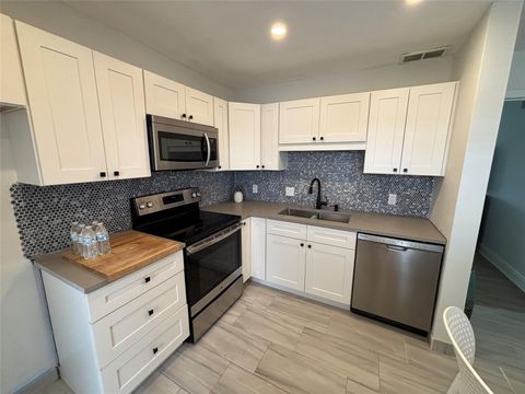 4310 NW 12th Ct 308 Lauderhill FL 33313
