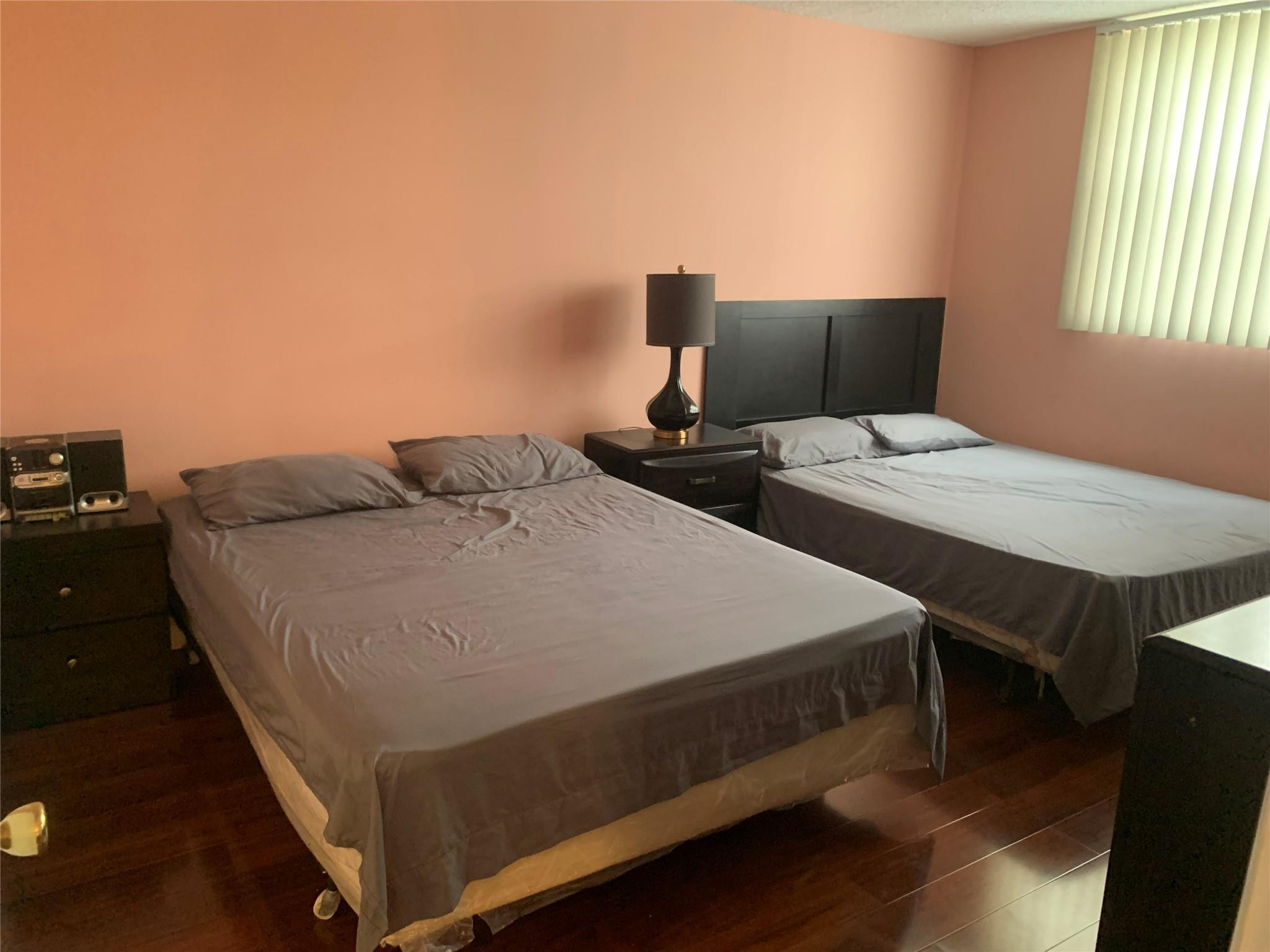 LIME BAY - Residential