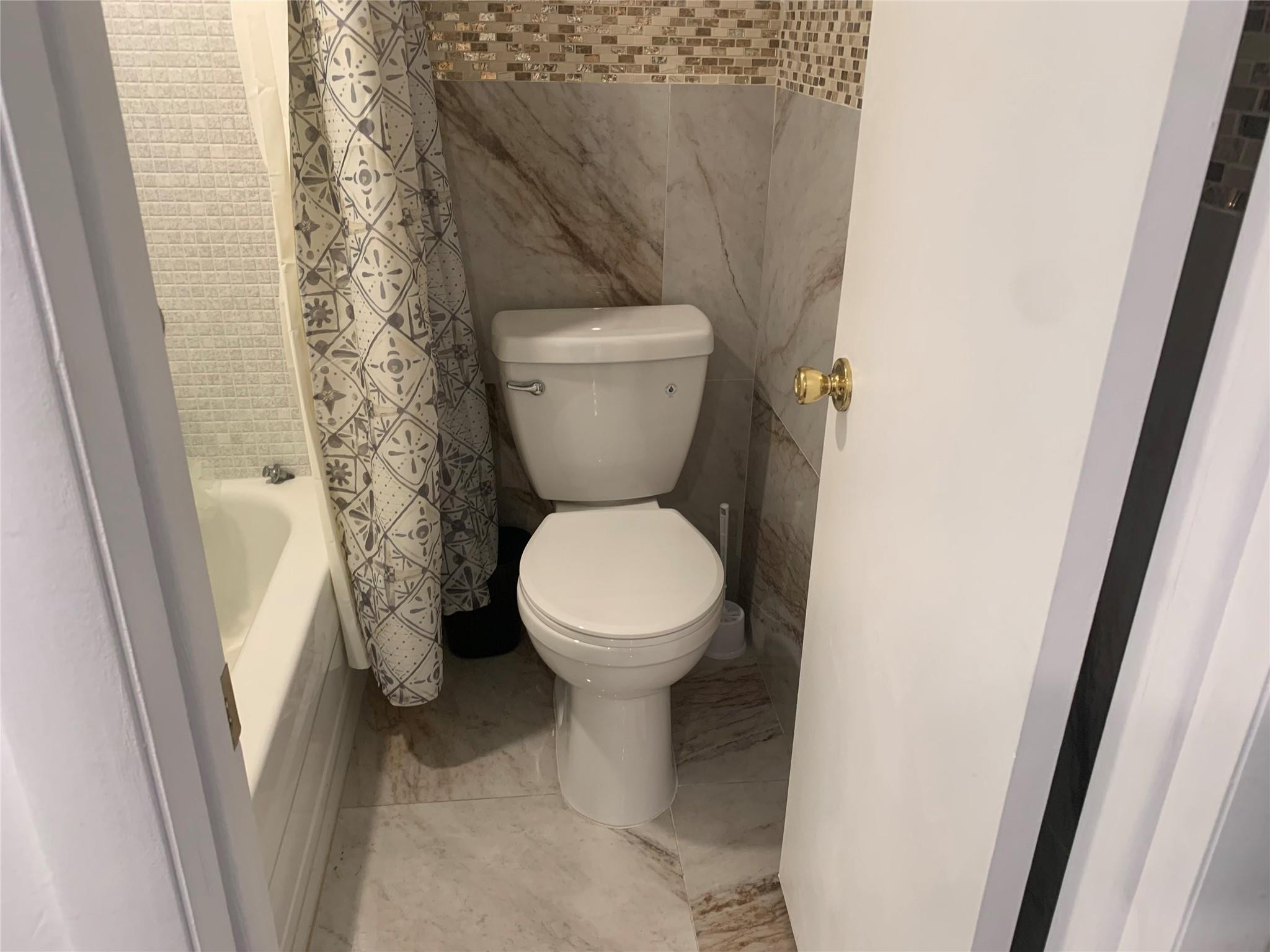 LIME BAY - Residential