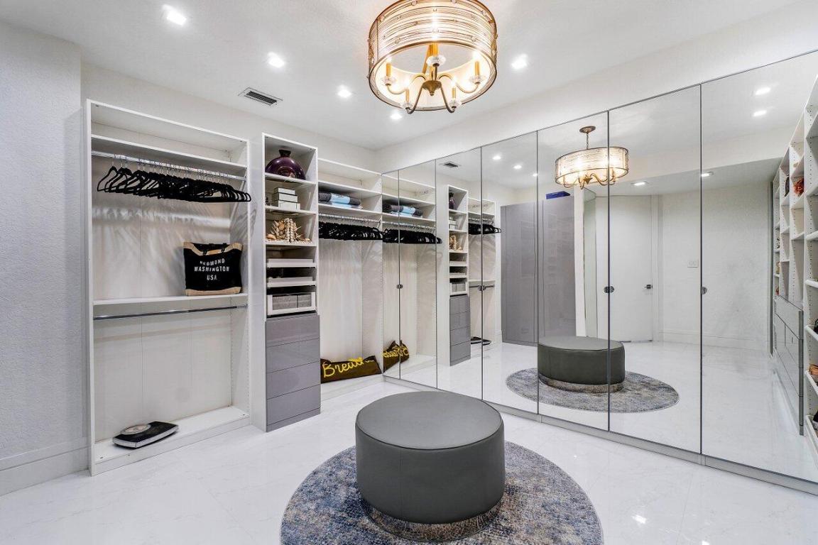 BOCA HARBOUR 6TH SEC - Residential