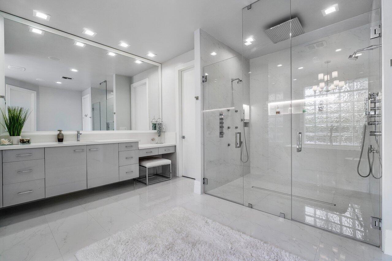 BOCA HARBOUR 6TH SEC - Residential