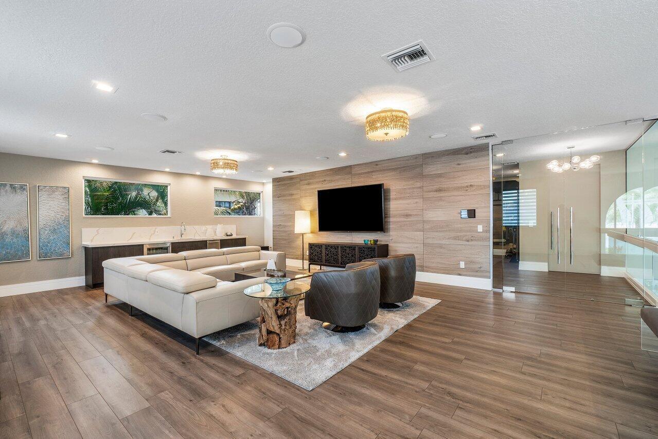 BOCA HARBOUR 6TH SEC - Residential