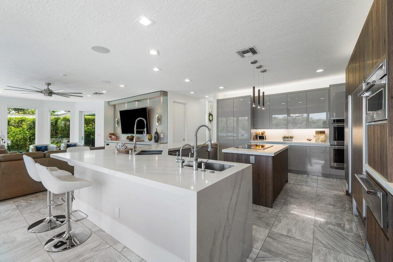 BOCA HARBOUR 6TH SEC - Residential