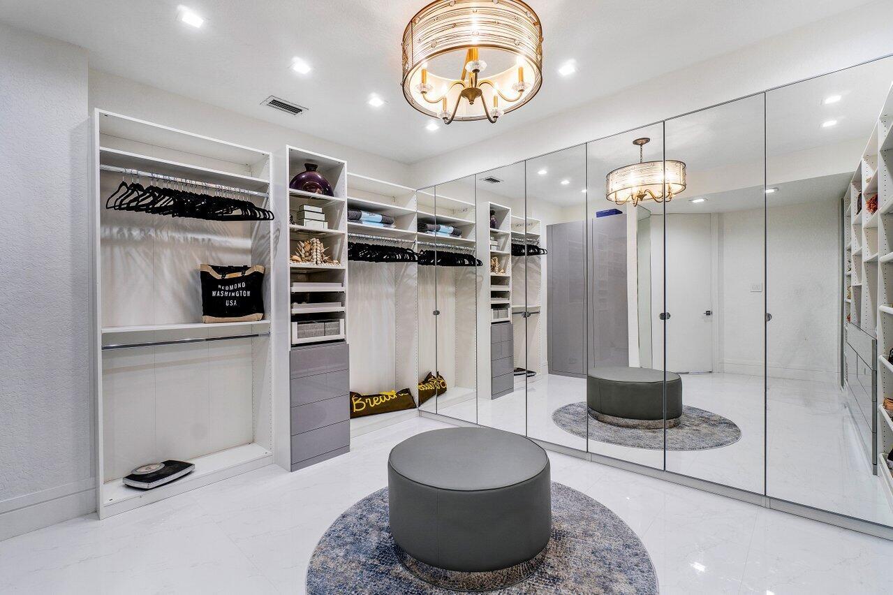 BOCA HARBOUR 6TH SEC - Residential