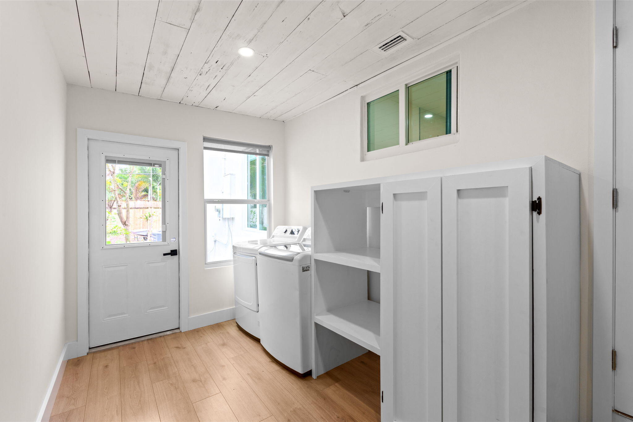 LAKEVIEW RIDGE - Residential Lease