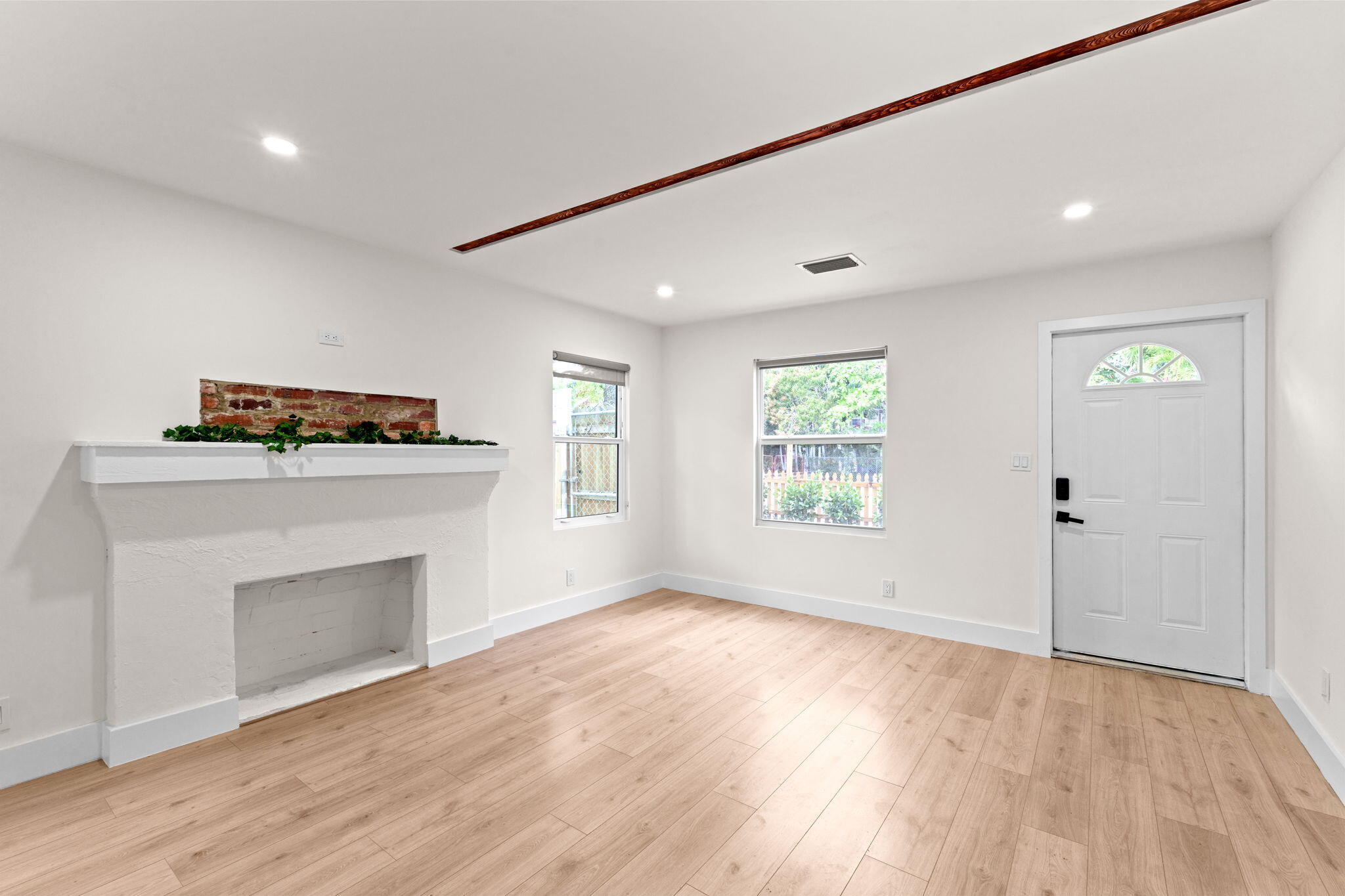 LAKEVIEW RIDGE - Residential Lease