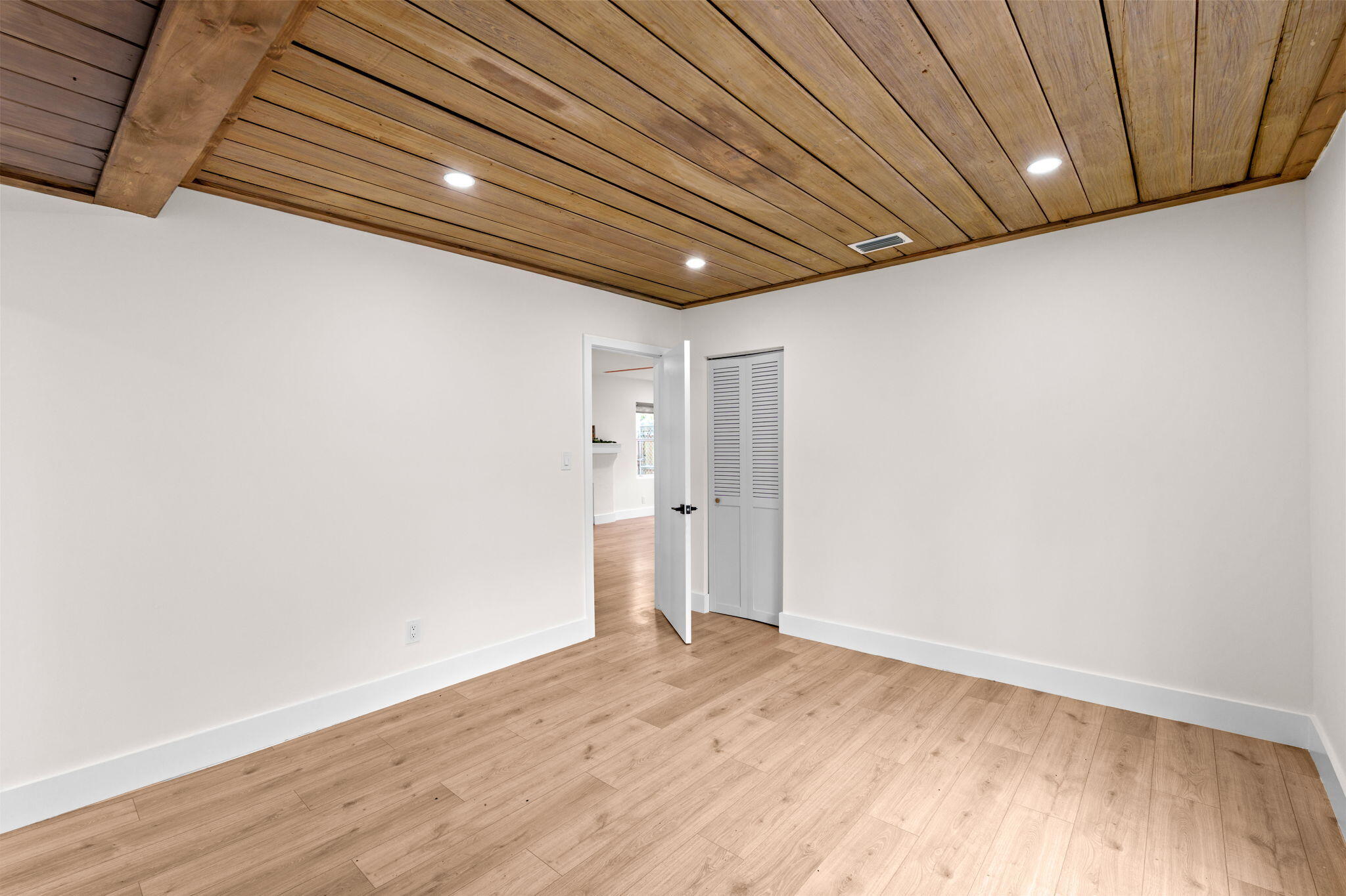 LAKEVIEW RIDGE - Residential Lease