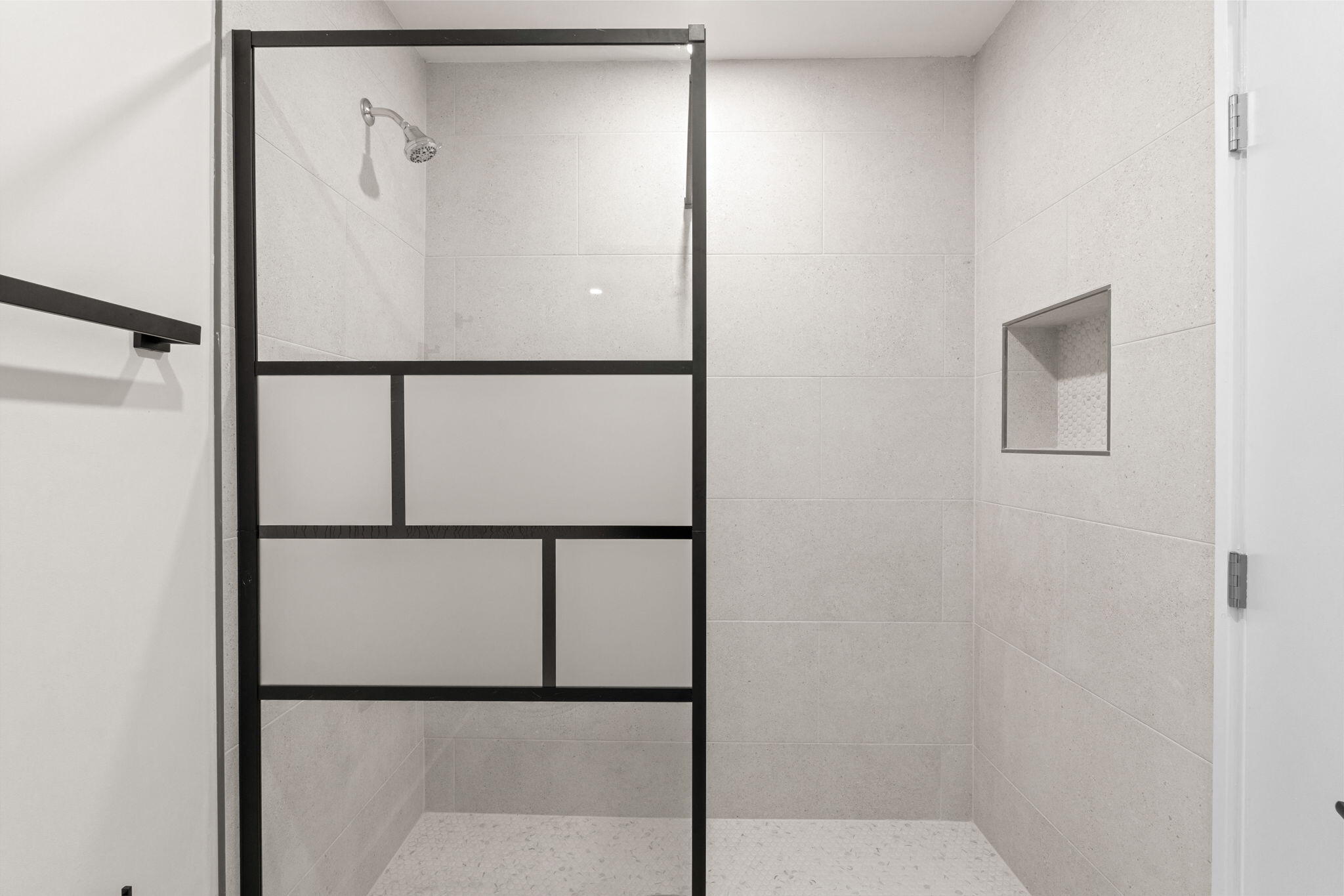 LAKEVIEW RIDGE - Residential Lease