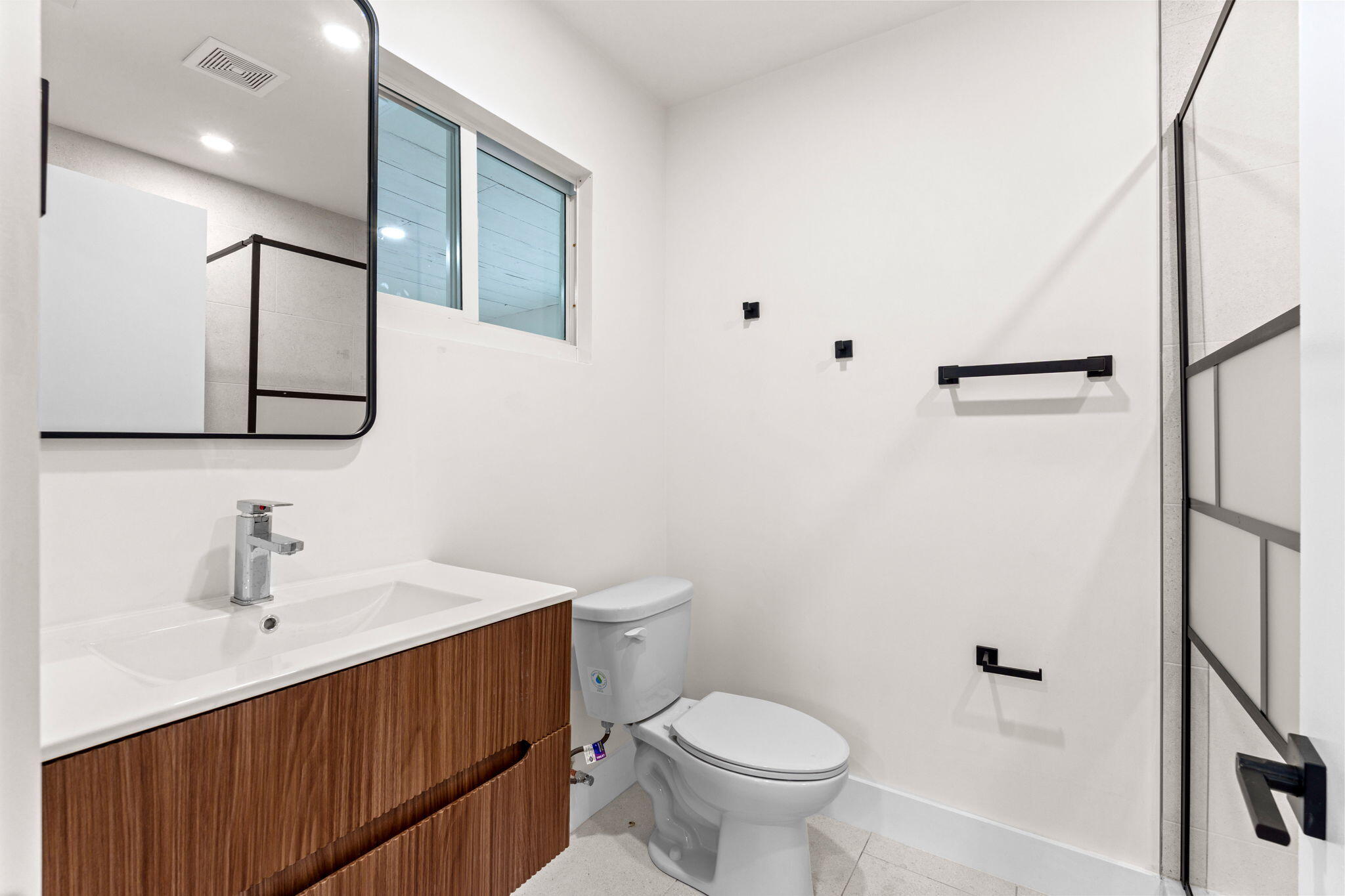 LAKEVIEW RIDGE - Residential Lease