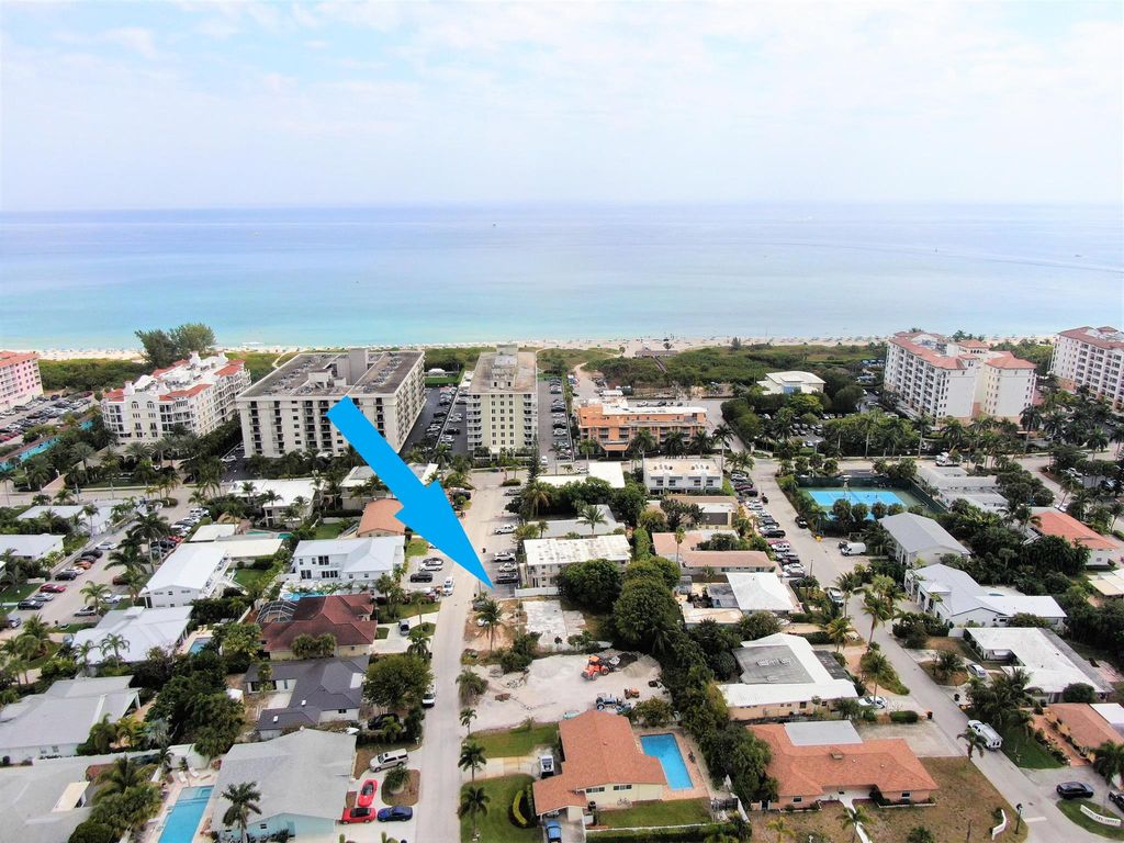 Photo of 118 Cascade Lane, Palm Beach Shores, FL 33404 (MLS # R10872299)