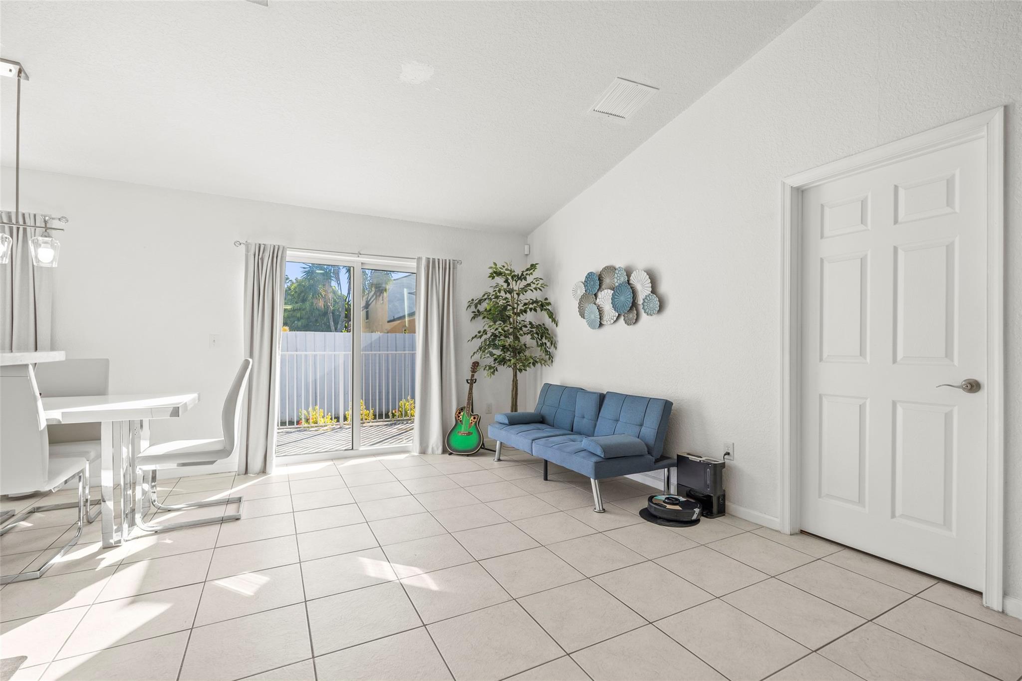 Victoria Woods 04 Pt Repl - Residential