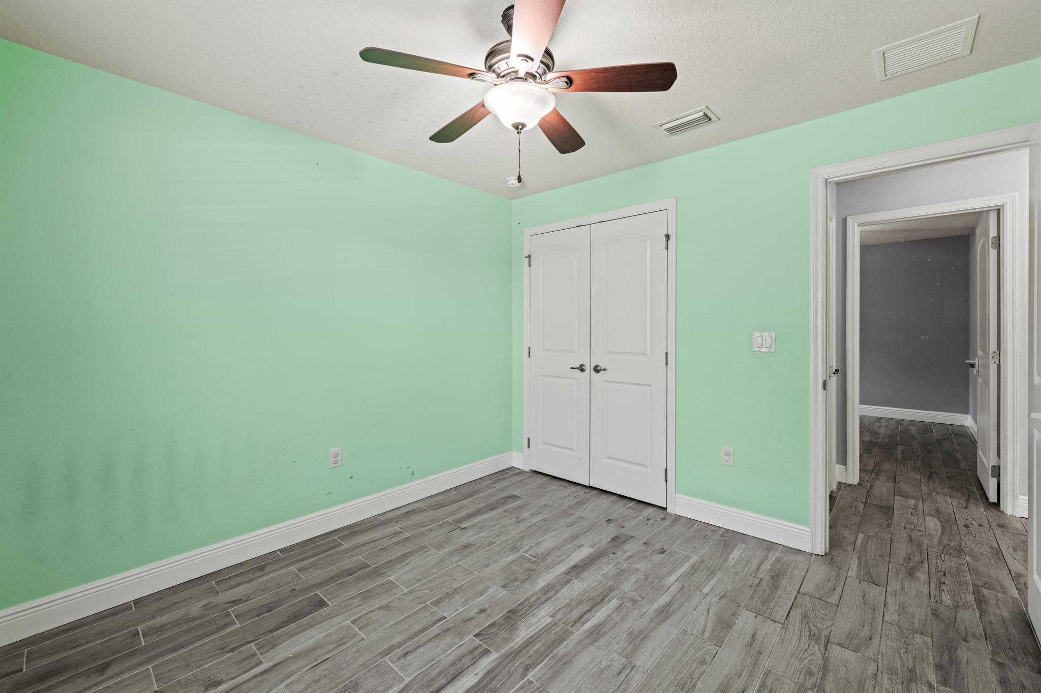 PORT ST LUCIE SECTION 33 - Residential