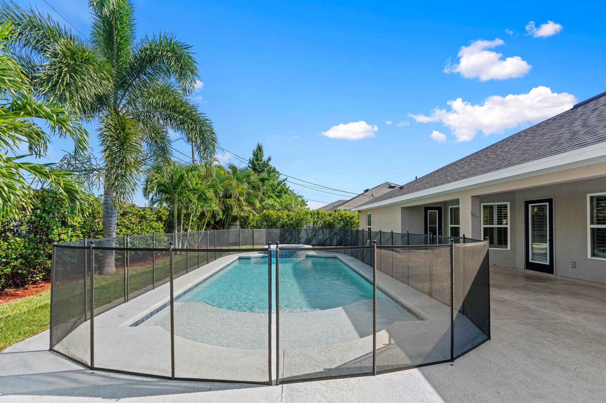 PORT ST LUCIE SECTION 33 - Residential