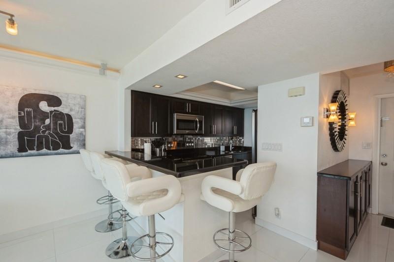 333 NE 21st Ave 1614
