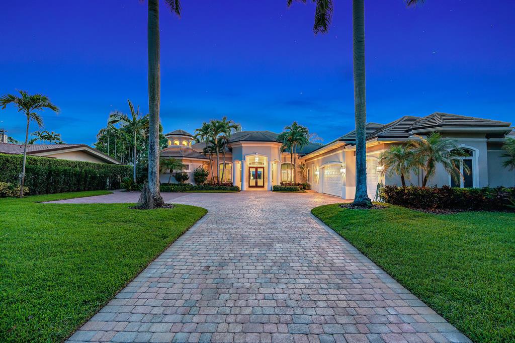 Tequesta Country Club - Residential