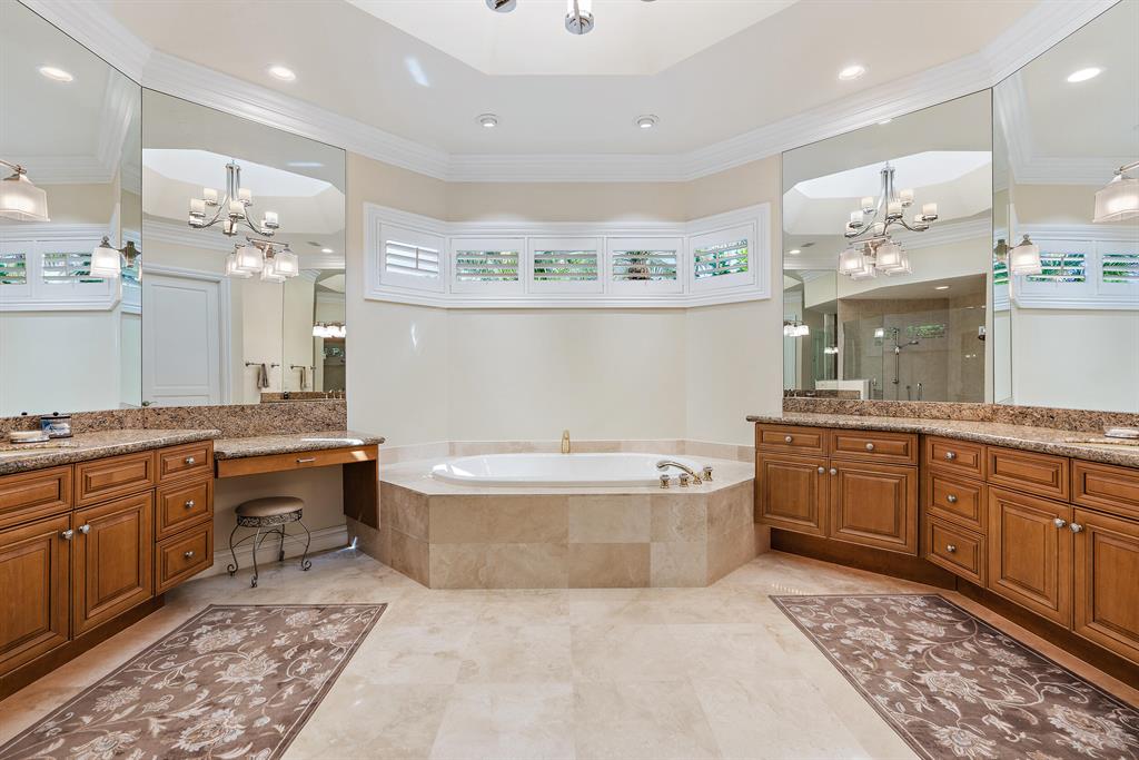 Tequesta Country Club - Residential