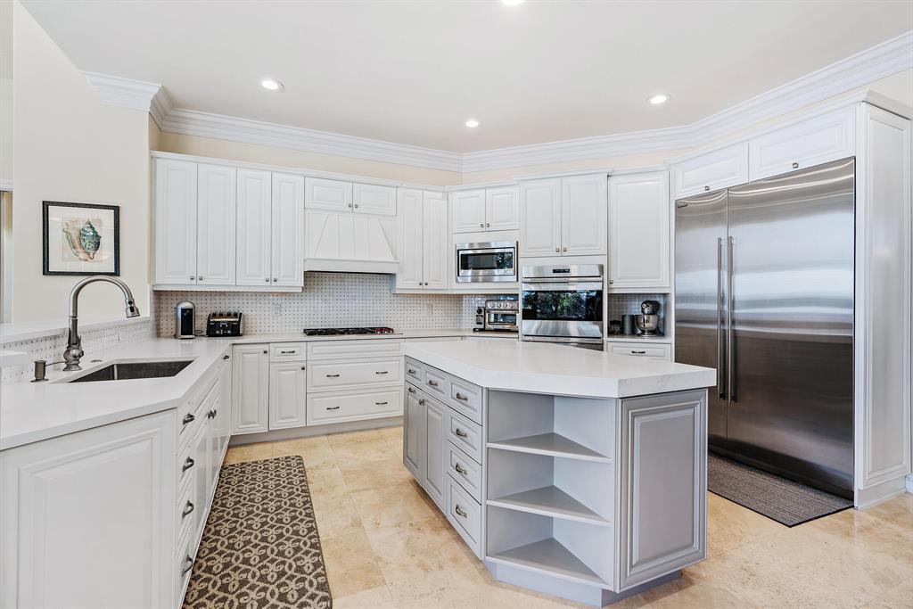 Tequesta Country Club - Residential