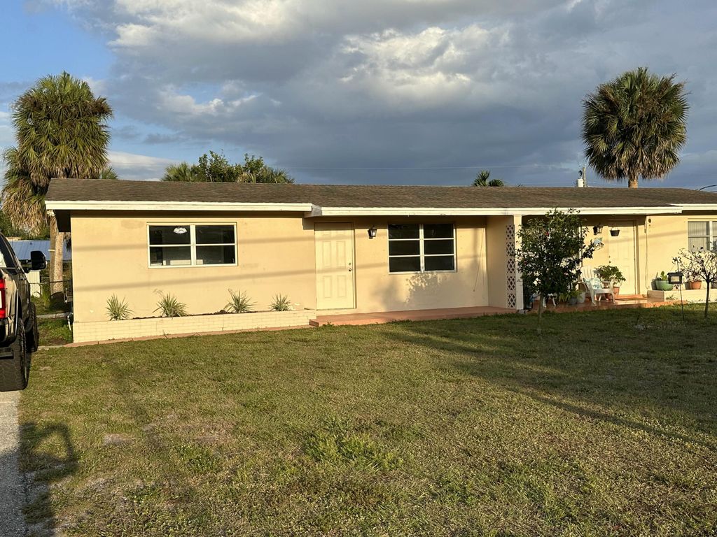 Photo of 8500 Sunset Drive, Palm Beach Gardens, FL 33410 (MLS # B26030506)