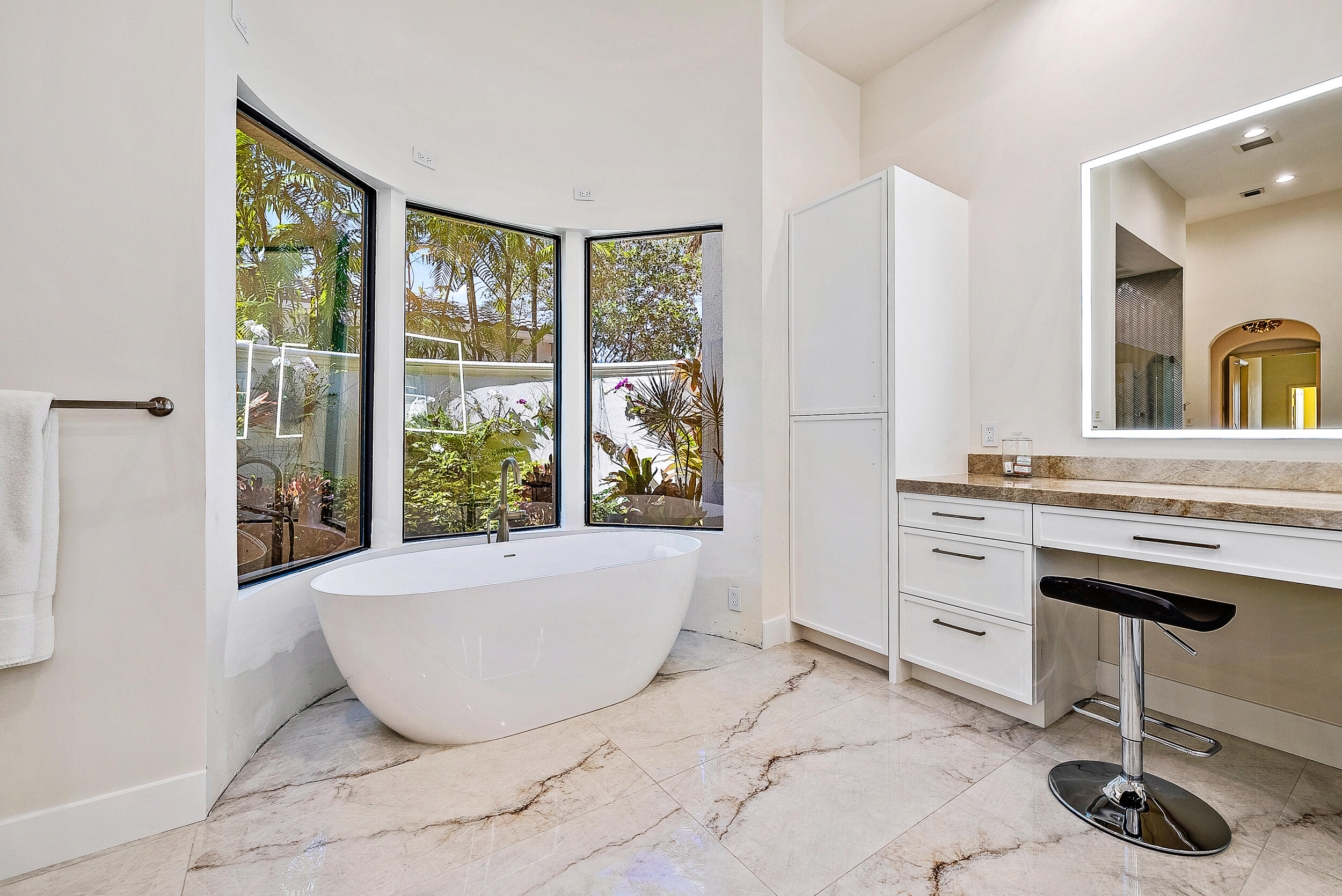 Admirals Cove - Residential