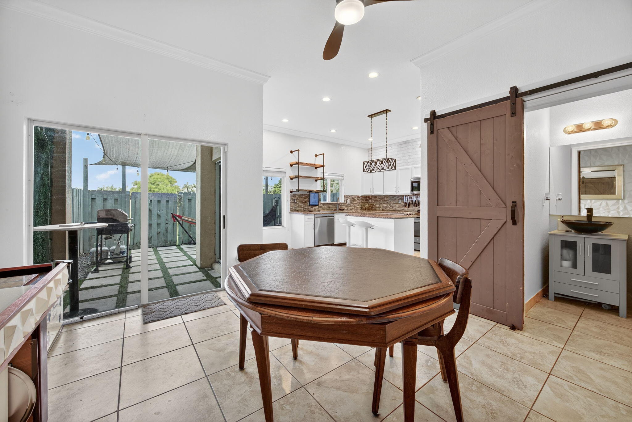 CALI GREENS - Residential