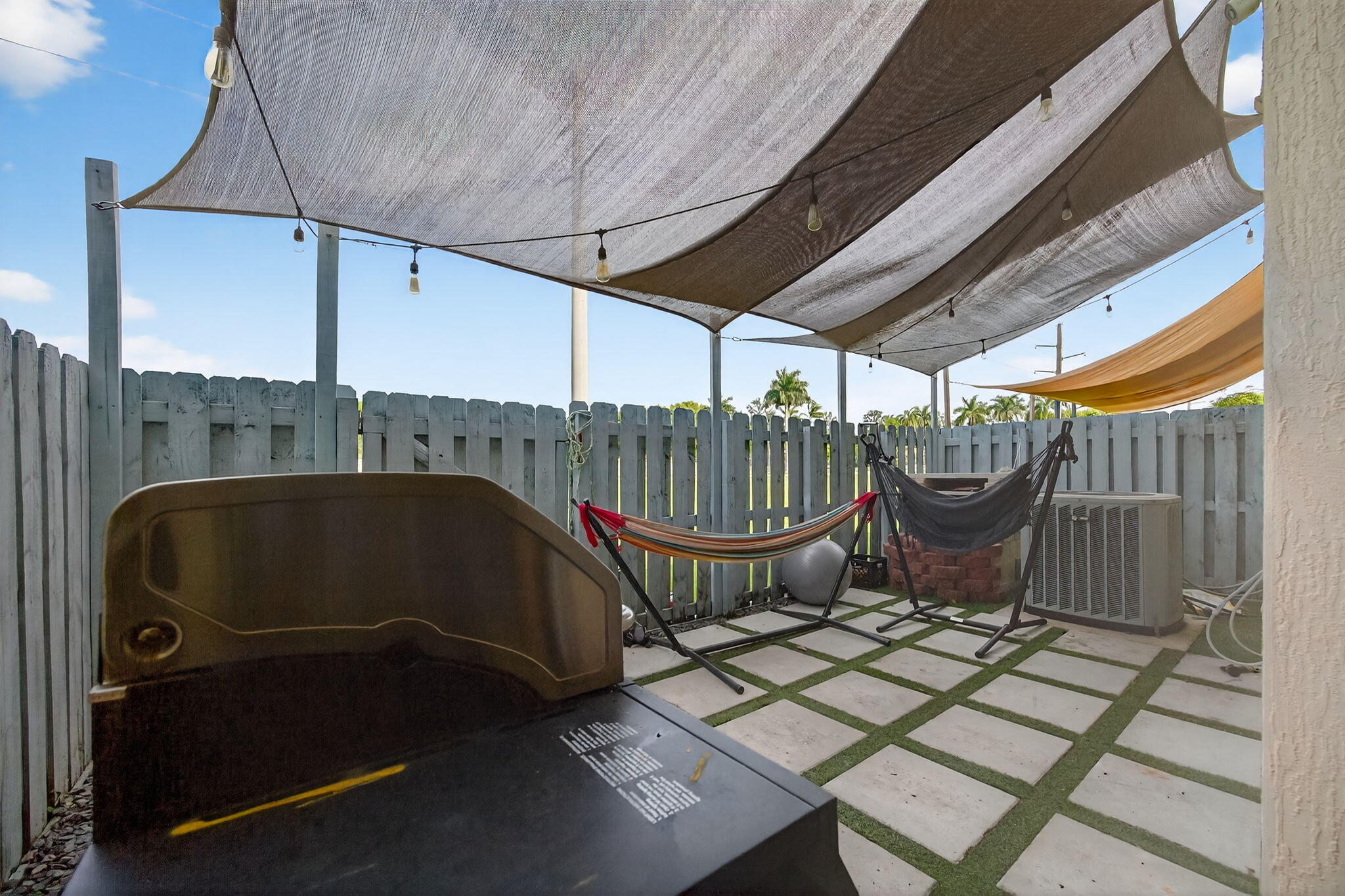 CALI GREENS - Residential