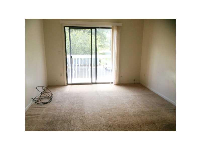 PLAYER'S PLACE - Residential Lease