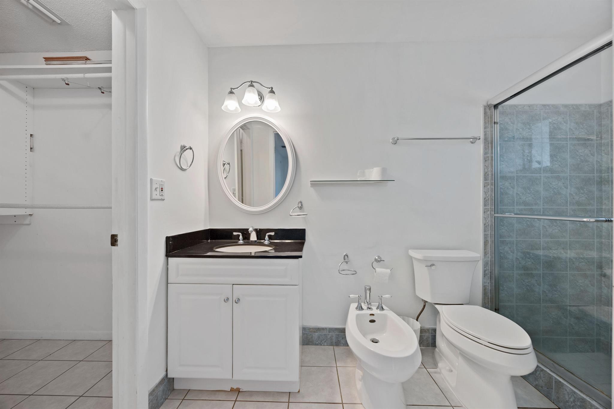 HIGH POINT CONDO SEC 4A - Residential