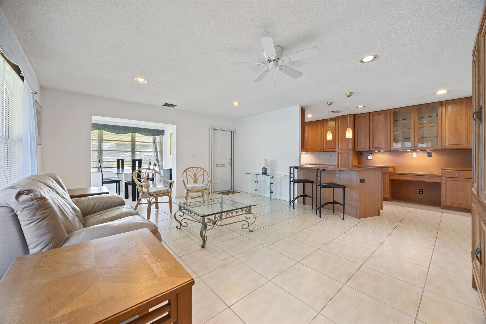 HIGH POINT CONDO SEC 4A - Residential