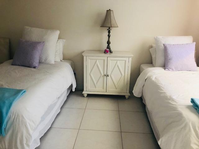 PENTHOUSE TOWERS CONDO - Residential Lease