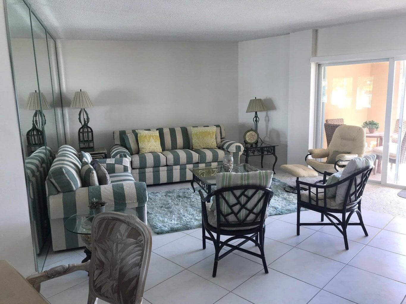 PENTHOUSE TOWERS CONDO - Residential Lease